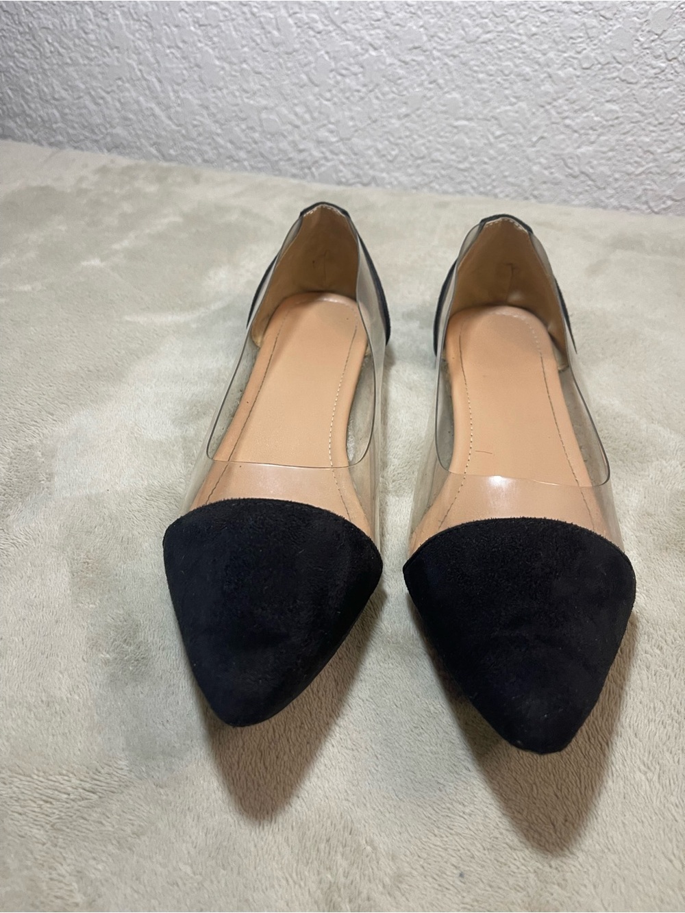 Pointed Toe Clear-Sided Flats in Black